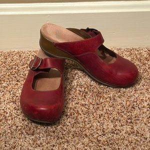 Dansko Dark Red Mary Jane  Slide in Mule Euro Size 39